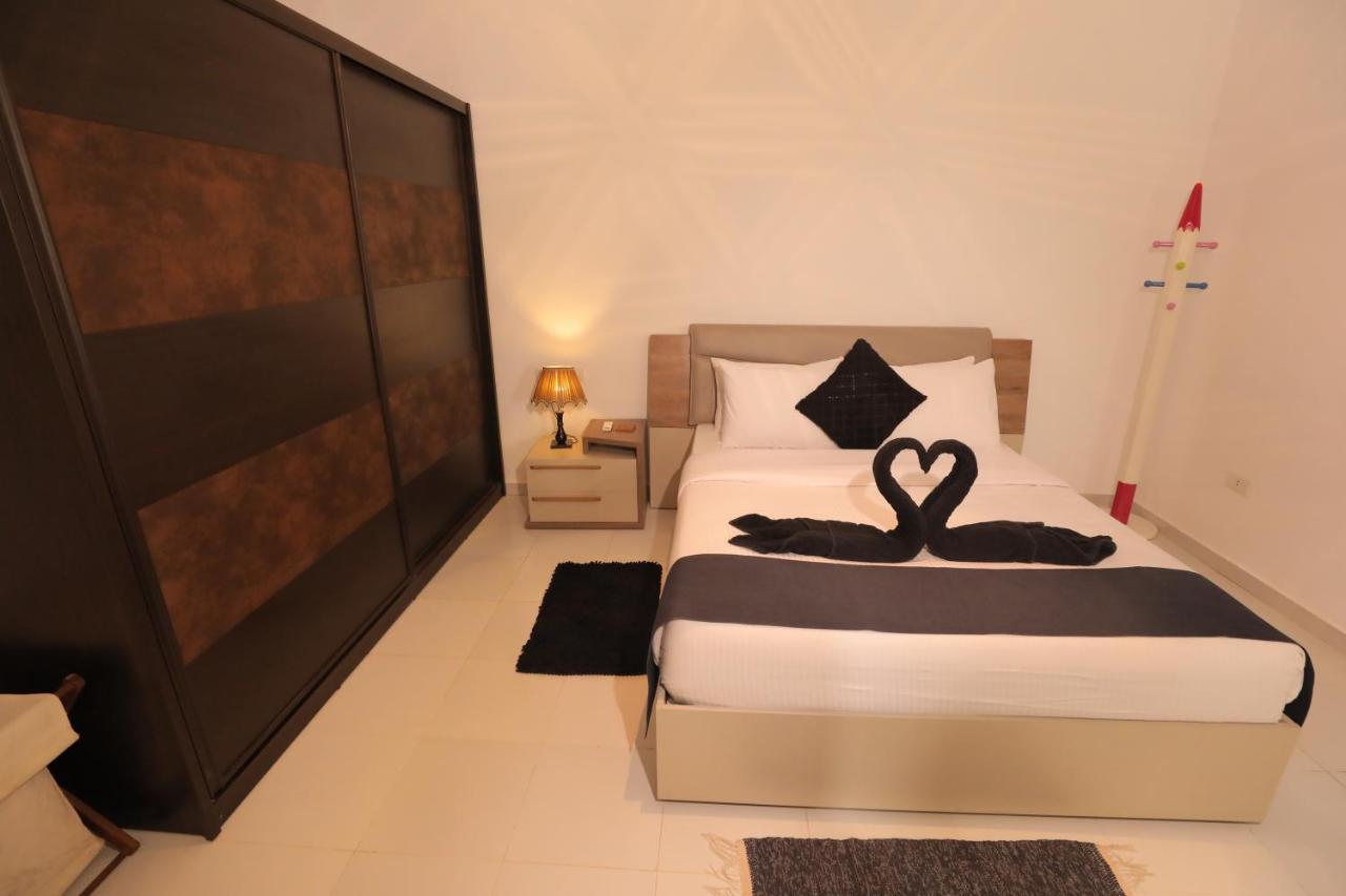 Pyramids Gem Plaza Hotel Kafrat al Jabal ภายนอก รูปภาพ