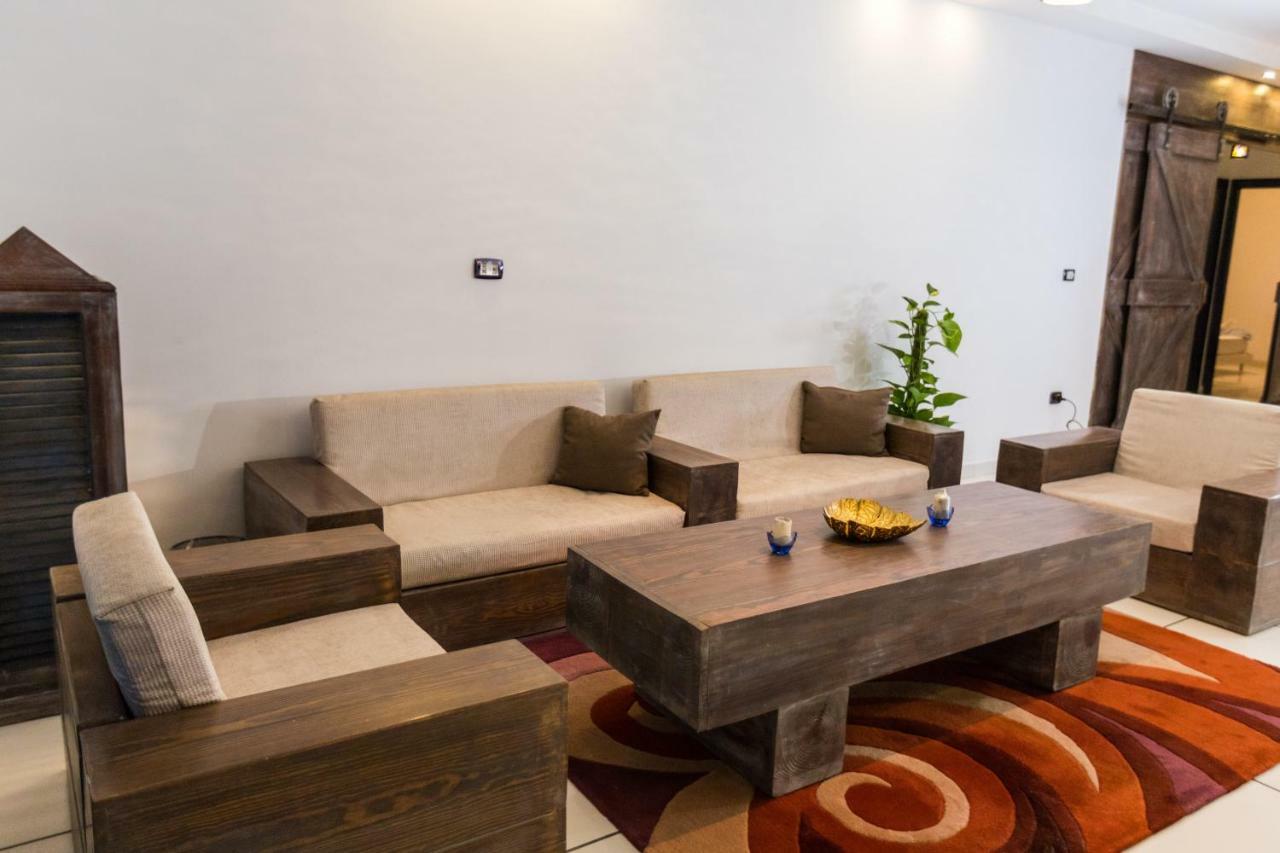 Pyramids Gem Plaza Hotel Kafrat al Jabal ภายนอก รูปภาพ